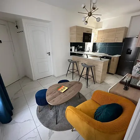 Apartment Ourcq, 19 - La Villette, Buttes Chaumont *
